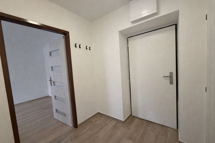 Pronájem, Byt 1+1, Kladno