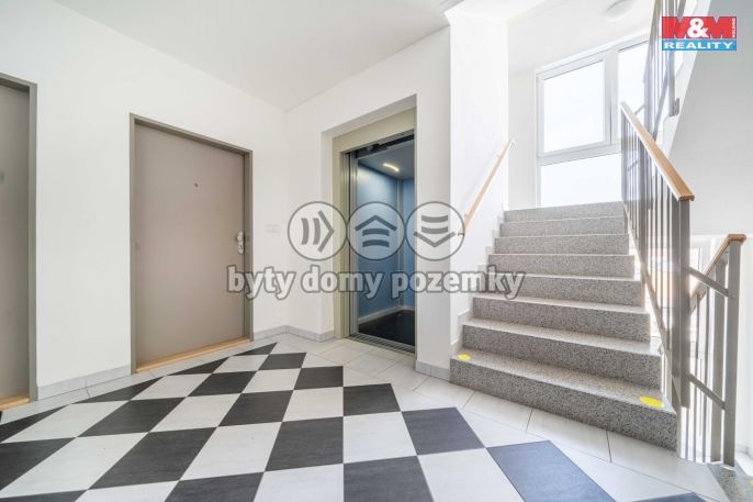 Pronájem, Byt 1+kk, Plzeň