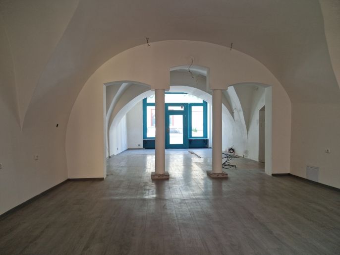 Pronájem, Obchod a služby, Kolín