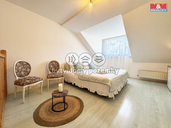Pronájem, Byt 3+1, Karlovy Vary
