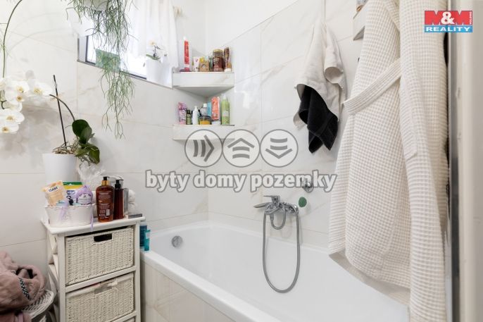 Prodej, Nájemní dům, Kravaře