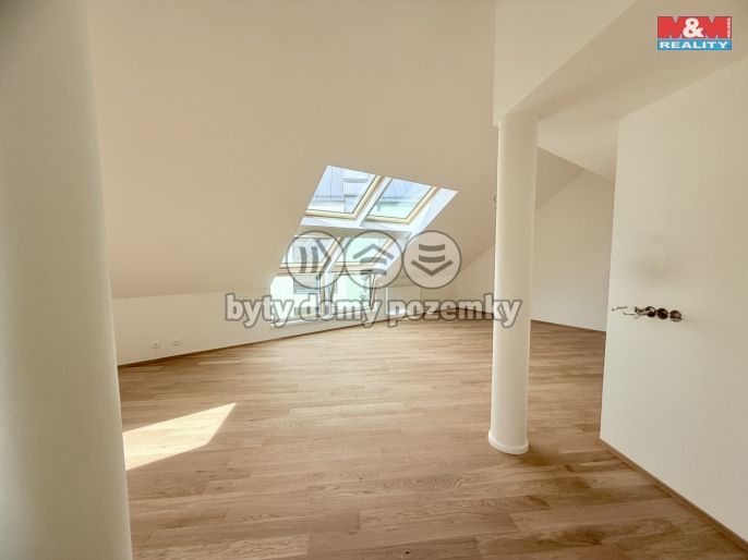 Prodej, Byt 2+kk, Praha