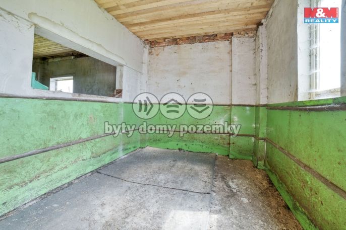 Prodej, Zemědělský objekt, Křižovatka