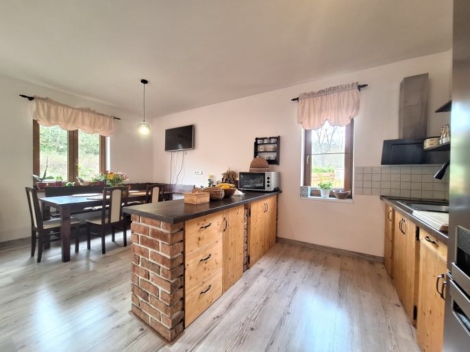 Prodej, Rodinný dům, Pohledy