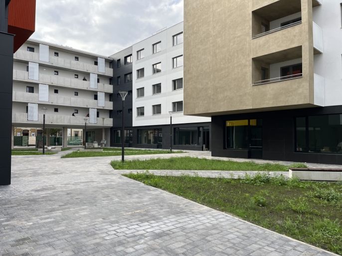 Pronájem, Obchod a služby, Pardubice