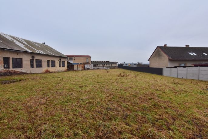 Pronájem, Obchod a služby, Plazy