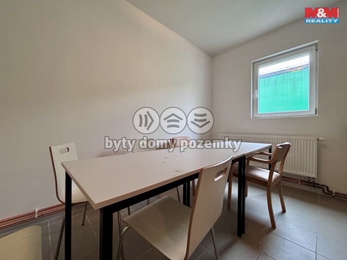 Pronájem, Sklad, Čestice