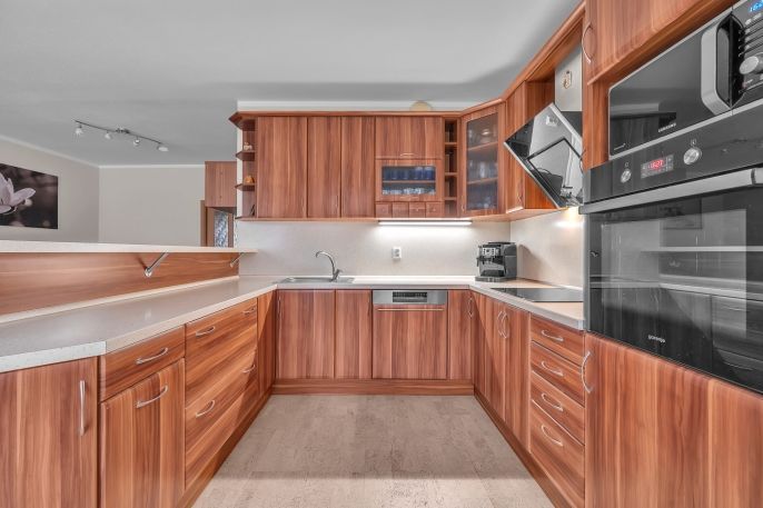 Pronájem, Byt 3+kk, Pardubice