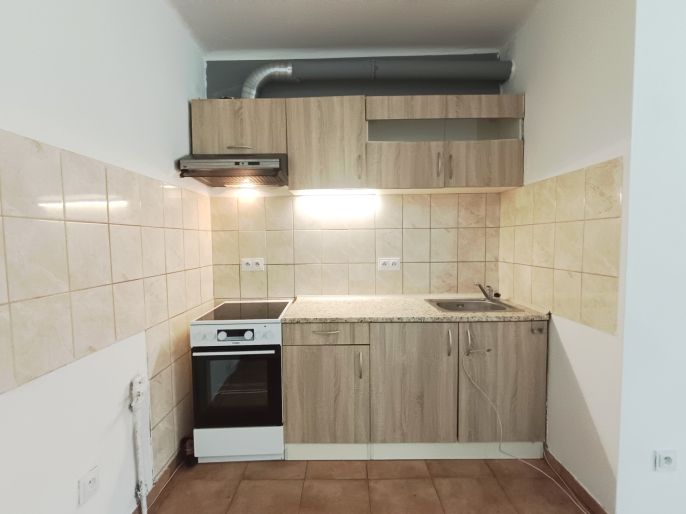 Pronájem, Byt 2+kk, Velvary