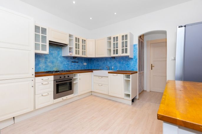 Pronájem, Byt 4+kk, Pardubice