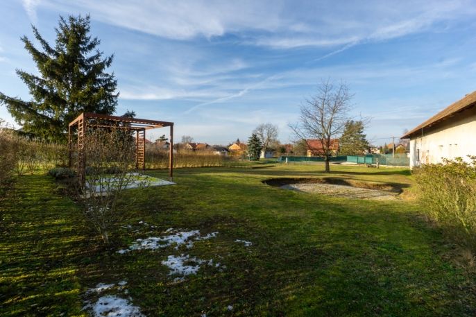 Prodej, Pozemek k bydlení, Dolní Ředice