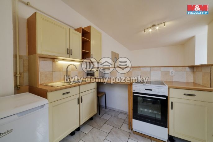 Pronájem, Byt 1+kk, Cheb
