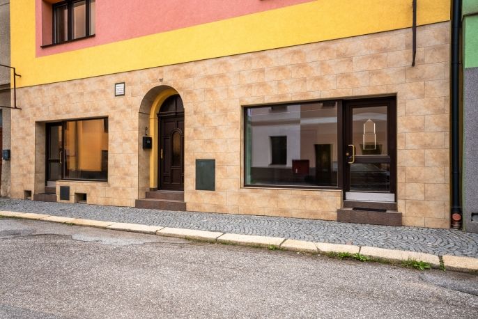 Pronájem, Obchod a služby, Semily