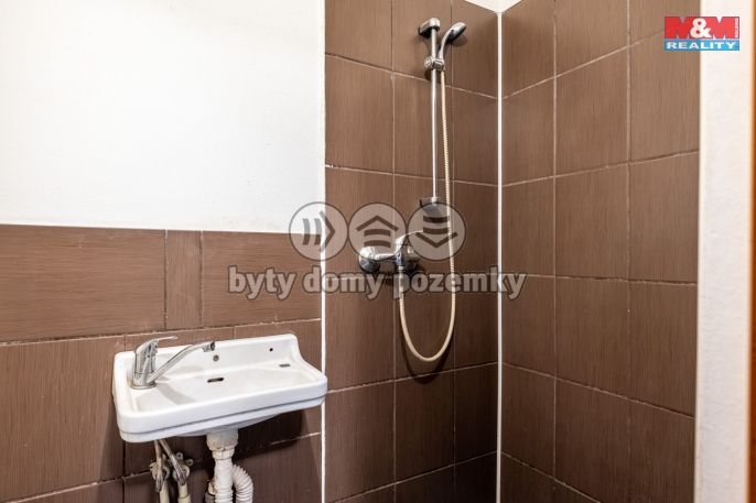 Prodej, Nájemní dům, Husinec