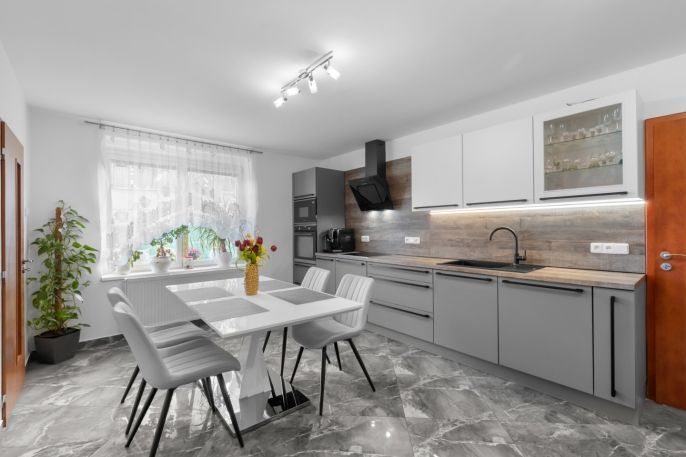 Prodej, Rodinný dům, Straky