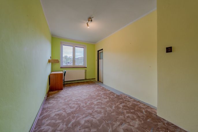 Prodej, Byt 4+1, Střelná