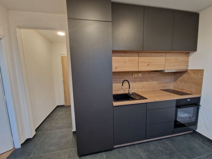 Pronájem, Byt 1+1, Liberec