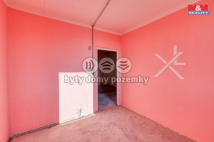 Pronájem, Byt 4+1, Rovná