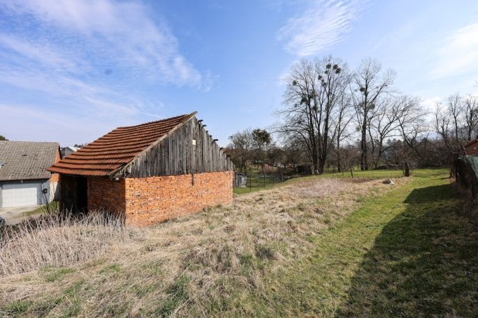 Prodej, Ostatní, Loukov