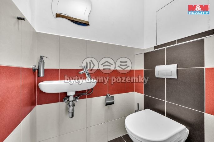 Pronájem, Byt 2+kk, Pardubice