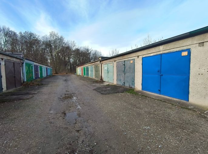 Prodej, Garáž, 19 m², Slaný, Ouvalova