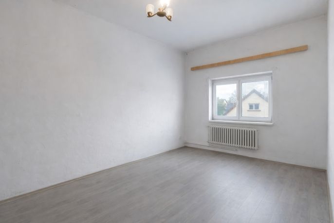 Prodej, Obchod a služby, Paskov