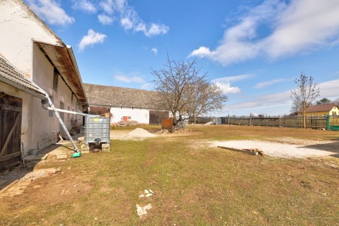 Prodej, Zemědělská usedlost, Dražíč