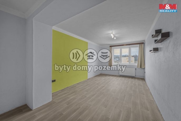 Prodej, Byt 2+1, Hostinné