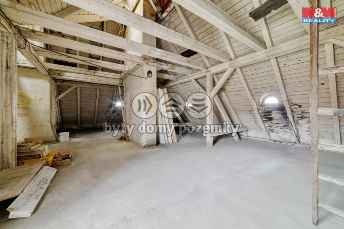 Prodej, Byt 4+1, Cheb