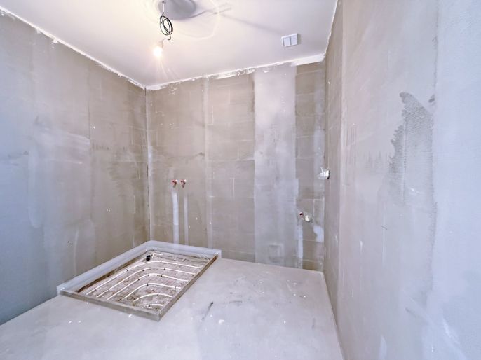 Prodej, Byt 4+kk, Obrataň