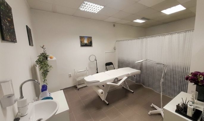 Pronájem, Obchod a služby, Mimoň