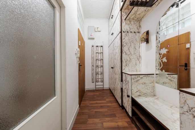 Prodej, Byt 2+1, Karlovy Vary