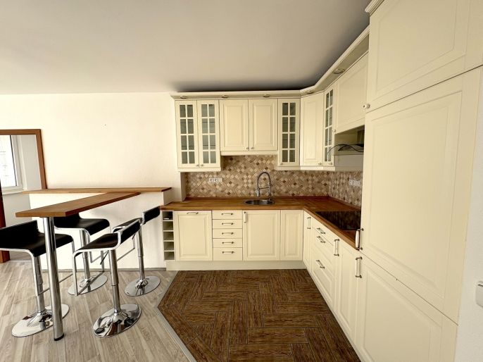 Prodej, Byt 2+kk, Praha