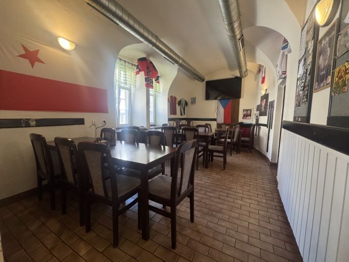 Pronájem, Restaurace, stravování, Skuteč
