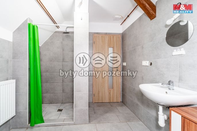 Prodej, Nájemní dům, Studená