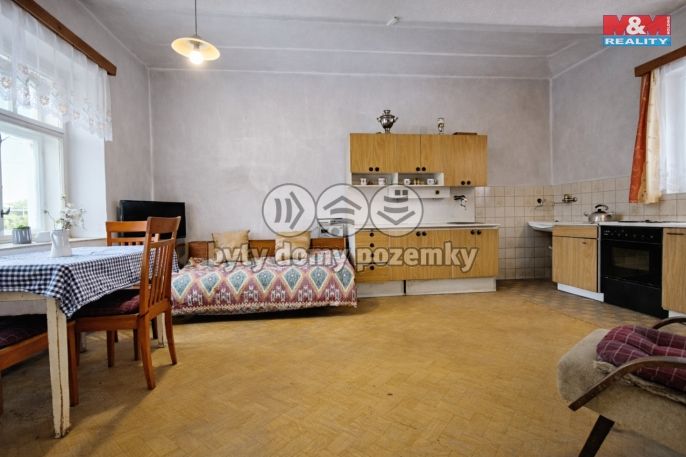 Prodej, Zemědělská usedlost, Chlum