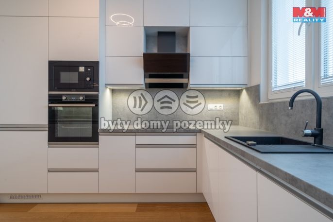 Prodej, Byt 4+kk, Ostrava