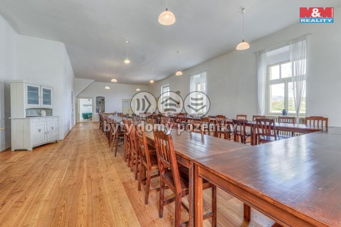 Prodej, Obchod a služby, Nalžovice