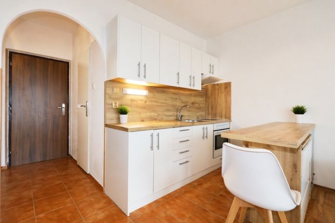 Prodej, Byt 1+kk, Karlovy Vary