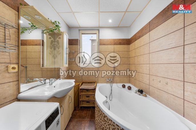 Prodej, Rodinný dům, Košťany