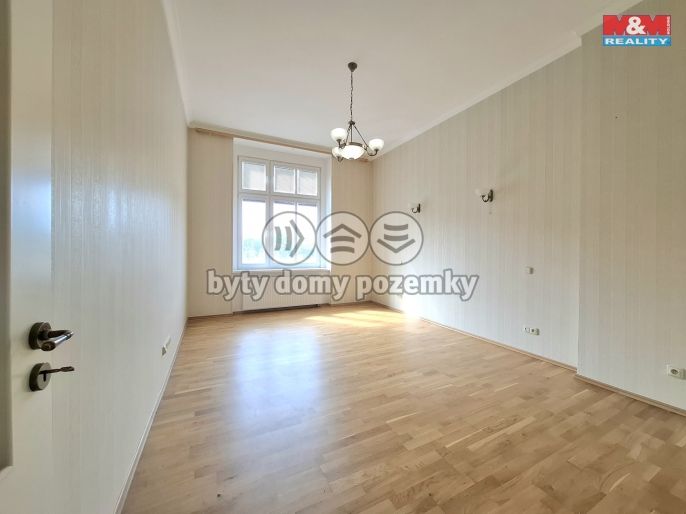 Pronájem, Byt 4+1, Karlovy Vary