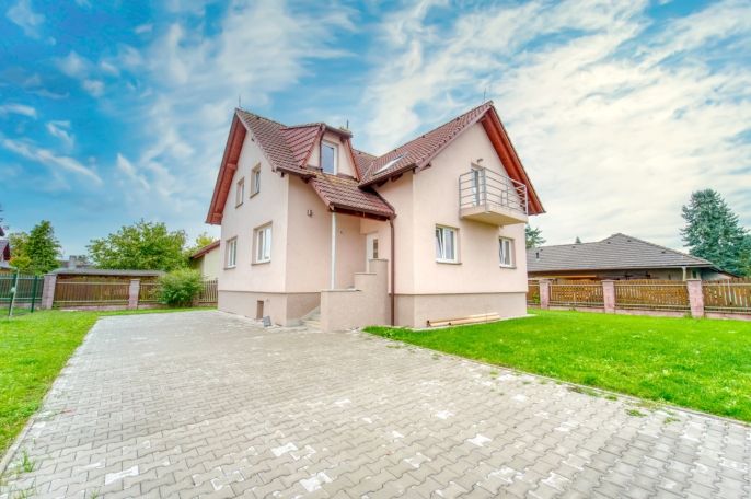 Pronájem, Rodinný dům, Zruč-Senec