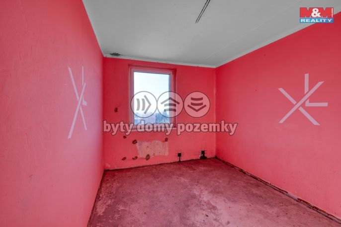 Pronájem, Byt 4+1, Rovná