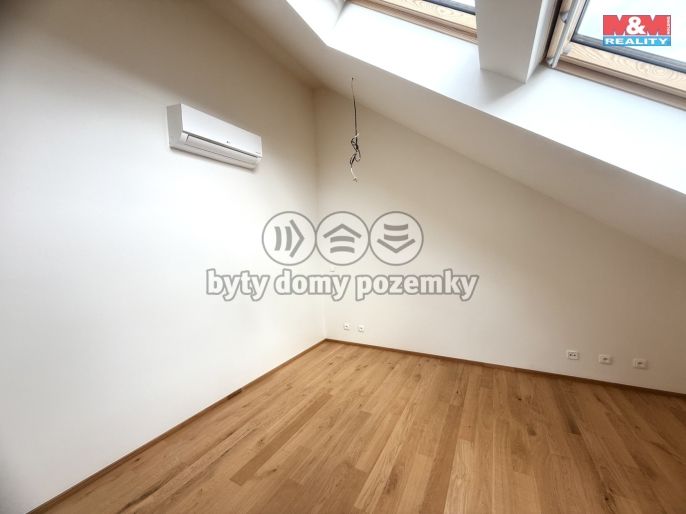 Prodej, Byt 2+kk, Praha