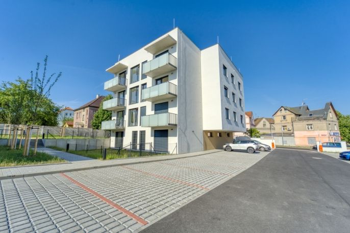 Pronájem, Byt 1+kk, Plzeň