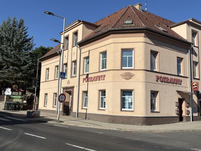 Pronájem, Obchod a služby, Libouchec