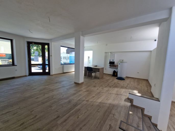 Pronájem, Obchod a služby, Kolín