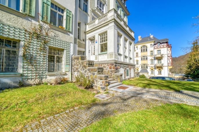 Prodej, Byt 2+kk, Karlovy Vary