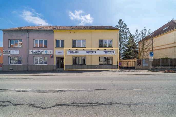 Pronájem, Obchod a služby, Králův Dvůr