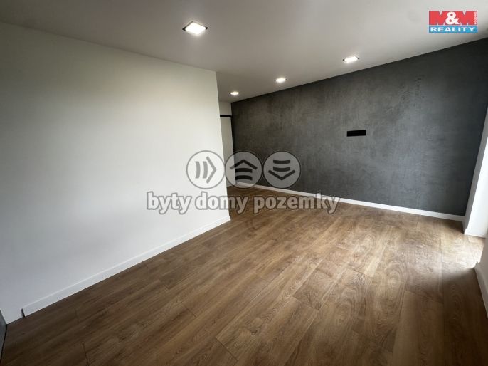 Prodej, Byt 3+kk, Dvory